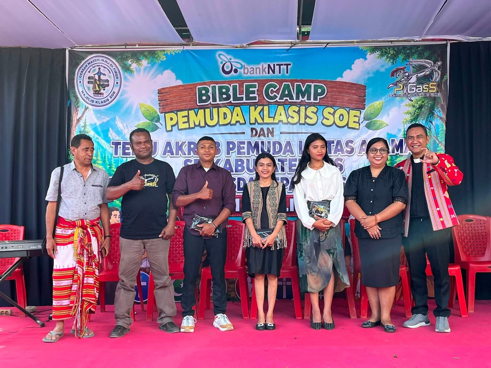 Melalui Ibadah Minggu, Bible Camp Pemuda Klasis Soe dan Temu Akrab Pemuda Lintas Agama Se-Kabupaten TTS Resmi Ditutup